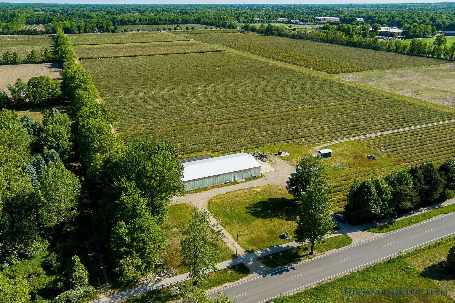 15379 Riley Street Holland, MI 49424 - Photo 17 of 20 20210602135635056517000000-o