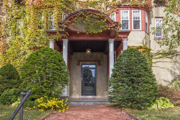 569 Franklin Street, Unit 1 Melrose, MA 02176 - Photo 8 of 9