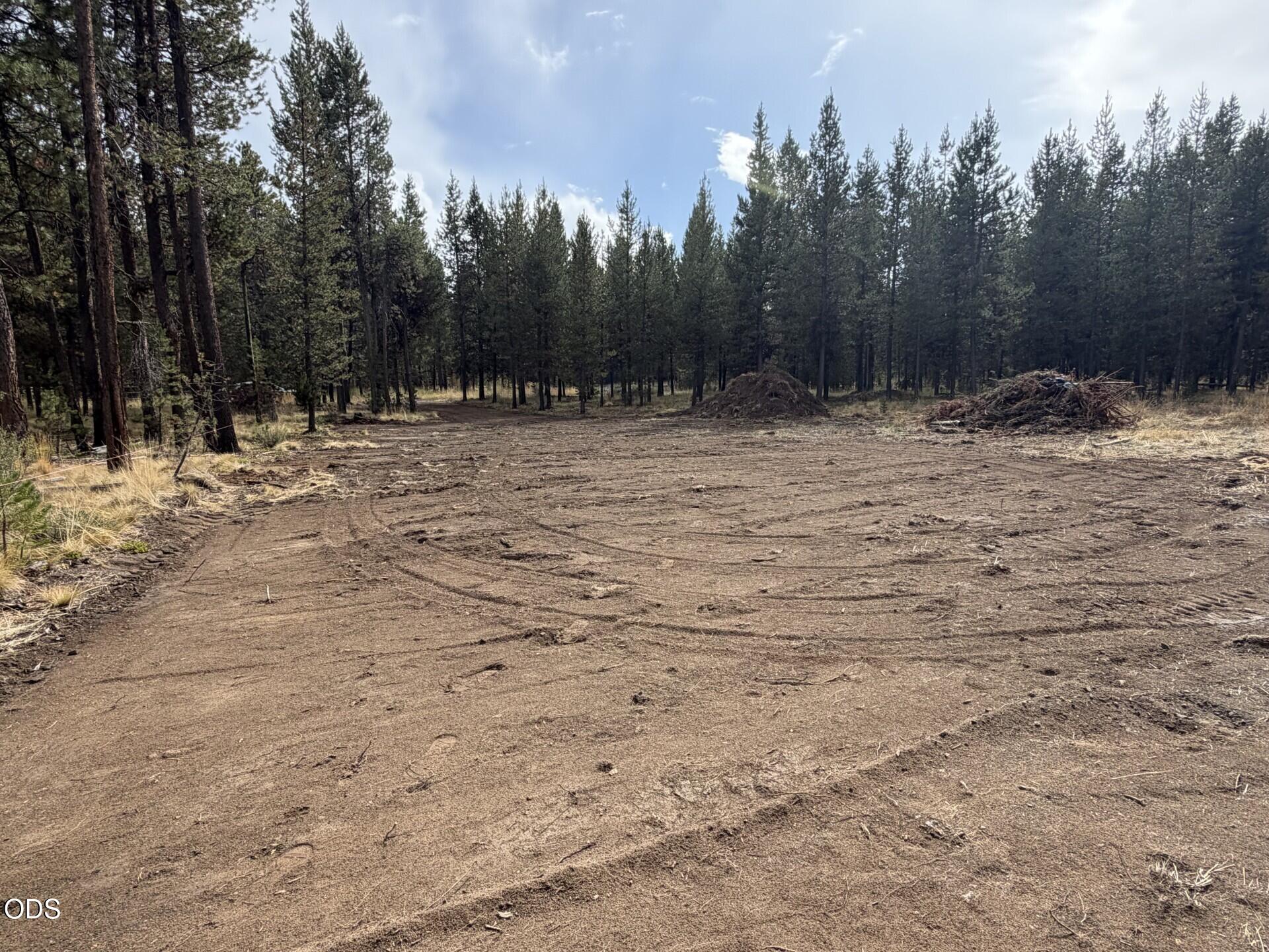 17114 Indio Road Bend, OR 97707 - Photo 8 of 9 Gallery Image 8