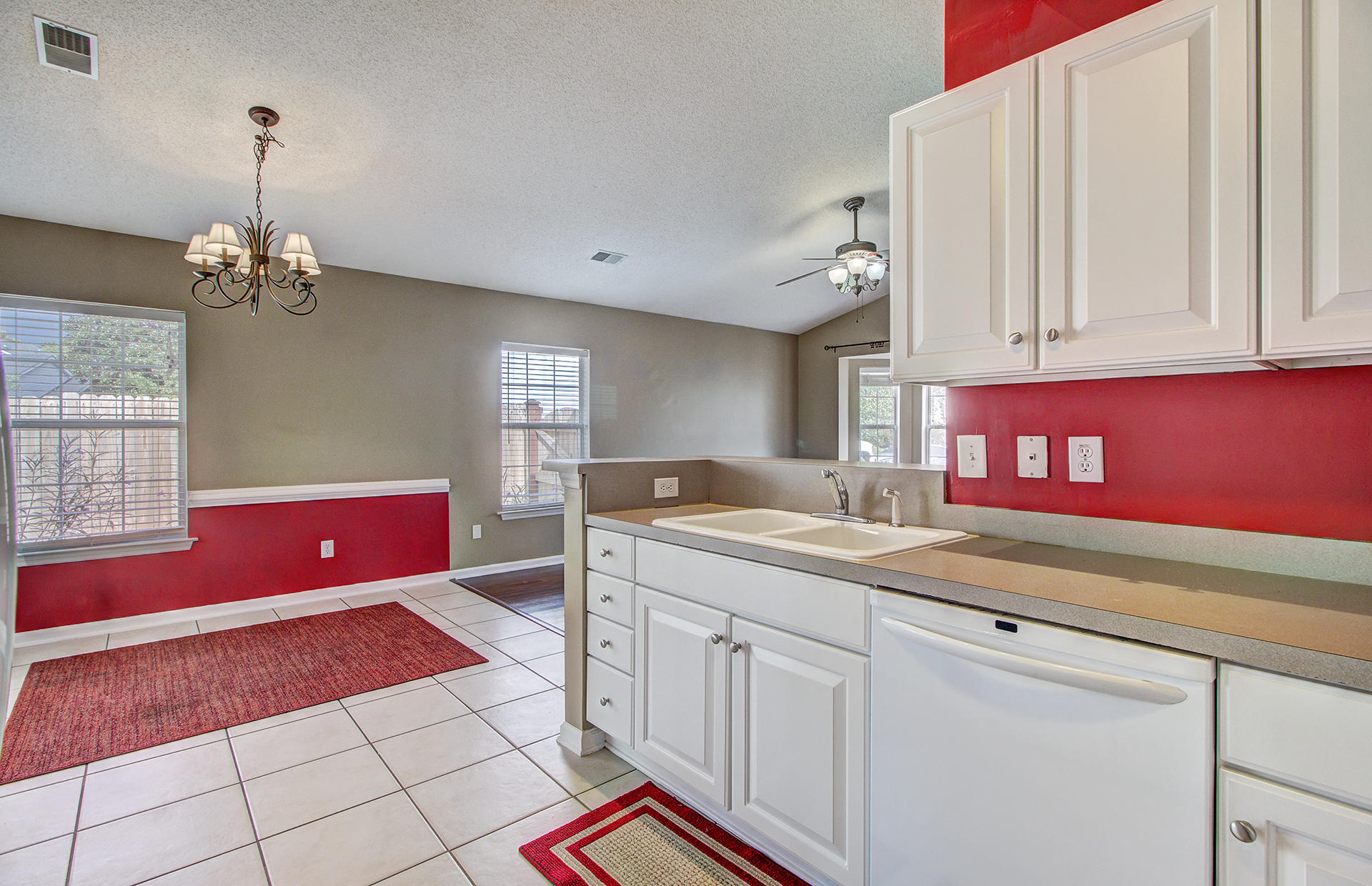 124 2 Pond Loop Ladson, SC 29456 - Photo 12 of 31 Kitchen and Breakfast