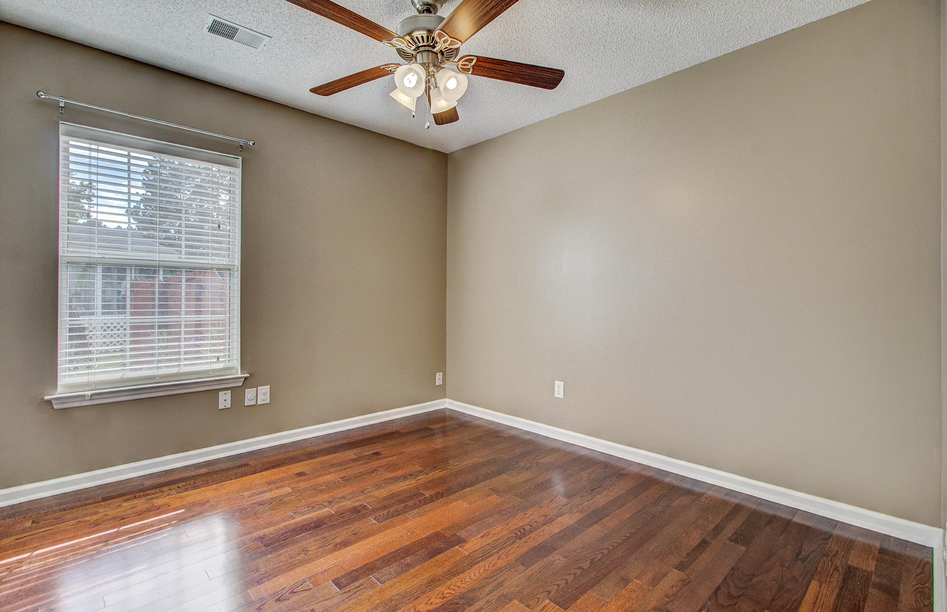 124 2 Pond Loop Ladson, SC 29456 - Photo 15 of 31 Guest Bedroom (2)
