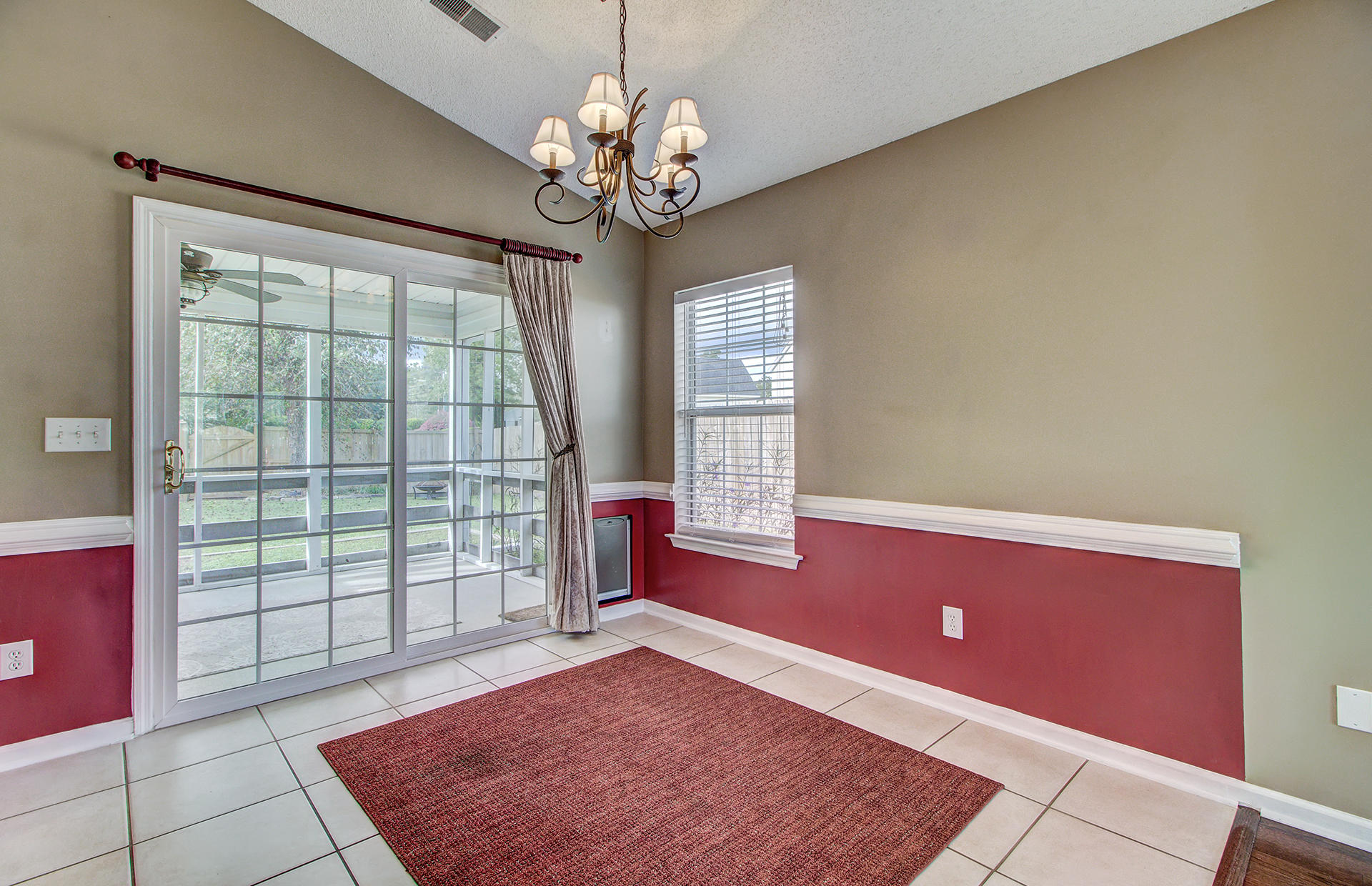 124 2 Pond Loop Ladson, SC 29456 - Photo 10 of 31 Breakfast Area