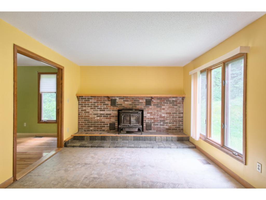 11 Hayden Road Pelham, NH 03076 - Photo 16 of 19