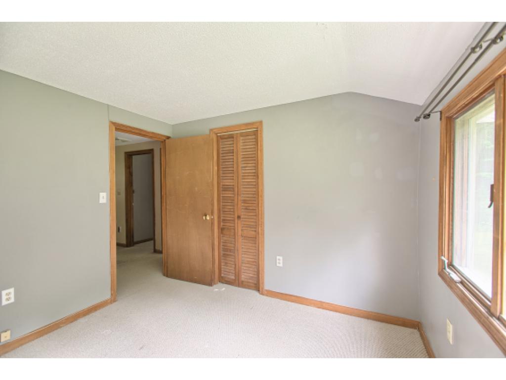 11 Hayden Road Pelham, NH 03076 - Photo 18 of 19