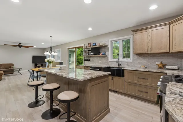 $439,000 | 36497 North Hawthorne Lane, Ingleside, IL 60041