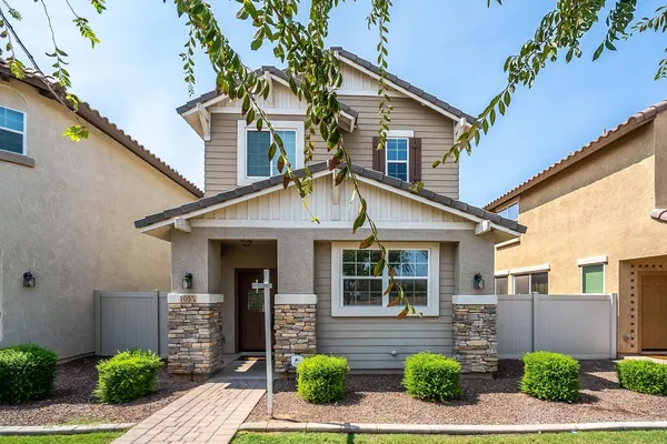 $2,295 | 1055 South Reber Avenue, Gilbert, AZ 85296