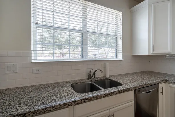 $2,295 | 1055 South Reber Avenue, Gilbert, AZ 85296