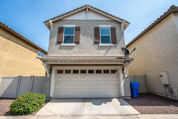 $2,295 | 1055 South Reber Avenue, Gilbert, AZ 85296