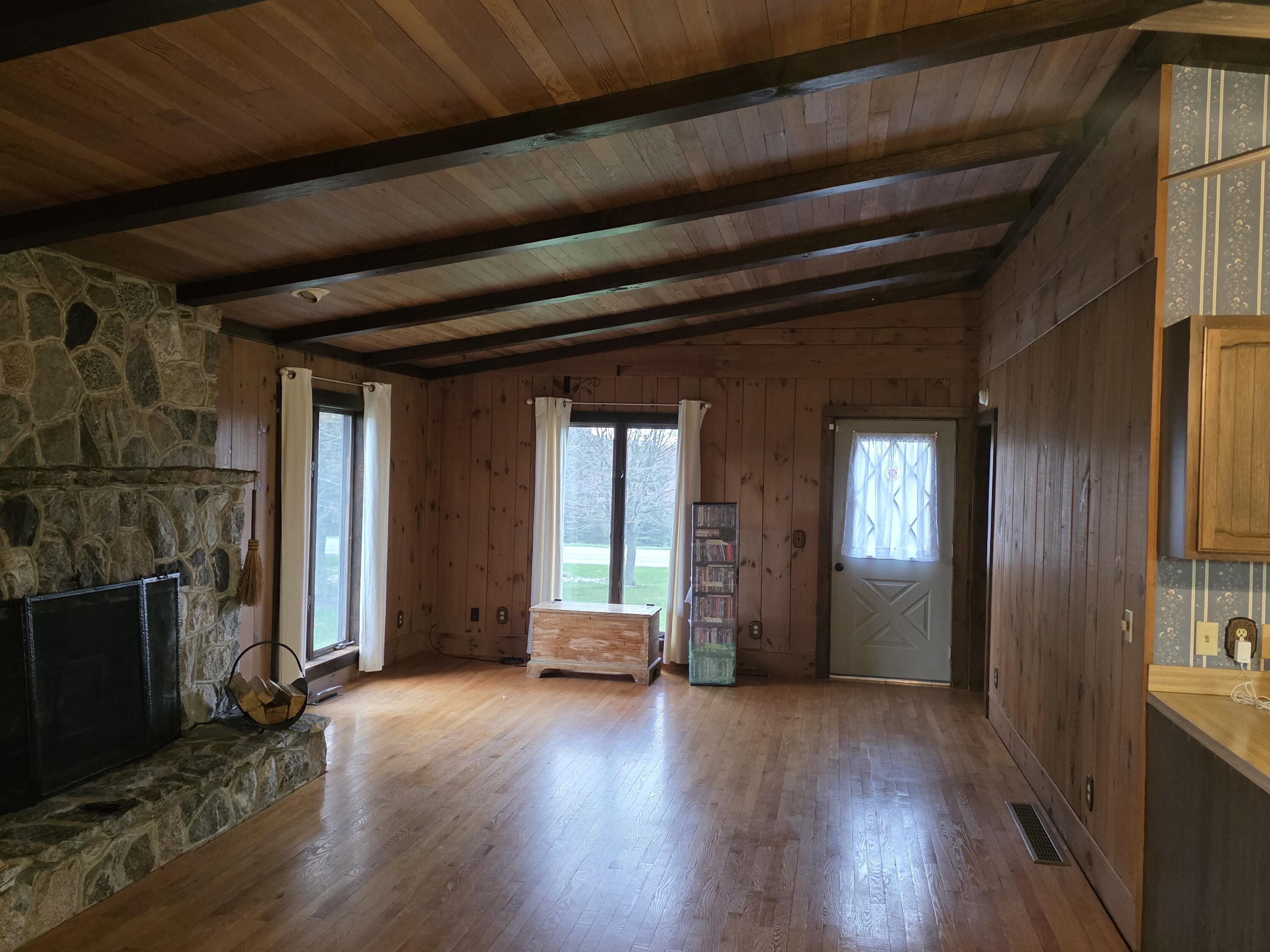 4577 West Angling Road Ludington, MI 49431 - Photo 14 of 23 20250427_195356