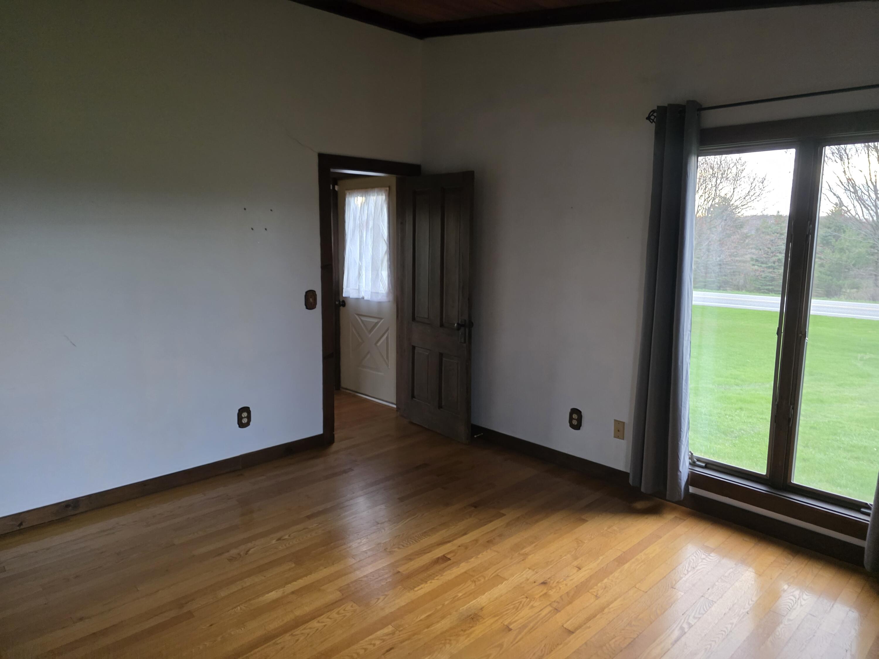4577 West Angling Road Ludington, MI 49431 - Photo 18 of 23 20250427_195629