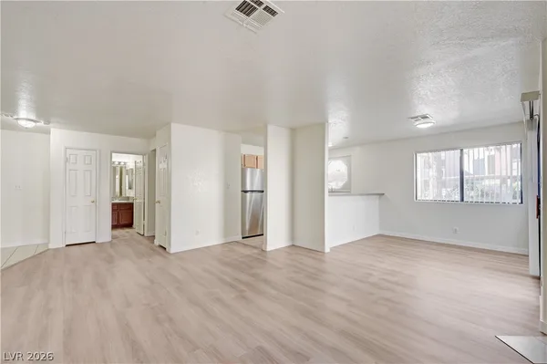 $1,495 | 5018 South Rainbow Boulevard, Unit 104, Las Vegas, NV 89118