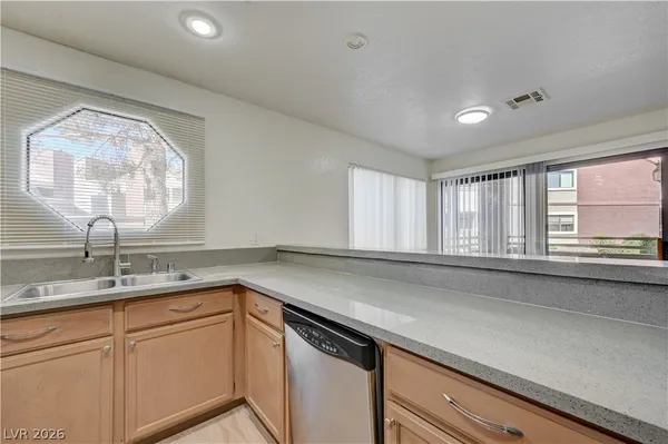 $1,495 | 5018 South Rainbow Boulevard, Unit 104, Las Vegas, NV 89118