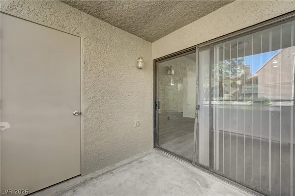 $1,495 | 5018 South Rainbow Boulevard, Unit 104, Las Vegas, NV 89118