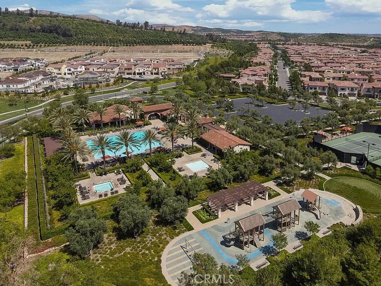 65 Rockinghorse Irvine, CA 92602 - Photo 37 of 45 an aerial view of residential houses with outdoor space