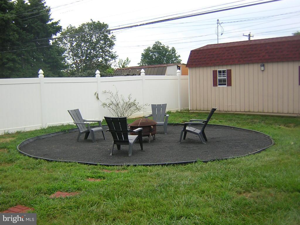 18 Idolstone Road Levittown, PA 19057 - Photo 26 of 28 Fire Pit