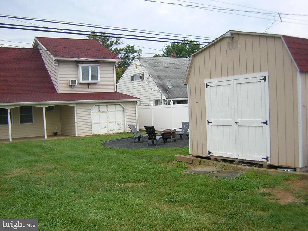 18 Idolstone Road Levittown, PA 19057 - Photo 27 of 28 Back Yard with Shed