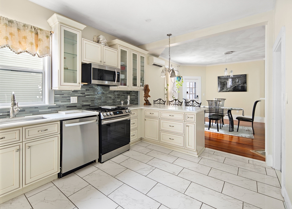 40 Buffum Street, Unit 1 Salem, MA 01970 - Photo 8 of 21