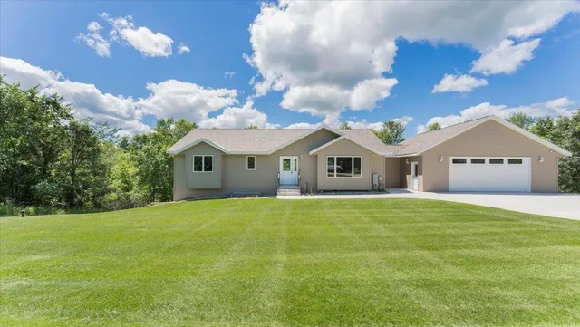 $549,000 | 9032 Breezy Circle Northwest, Alexandria, MN 56308