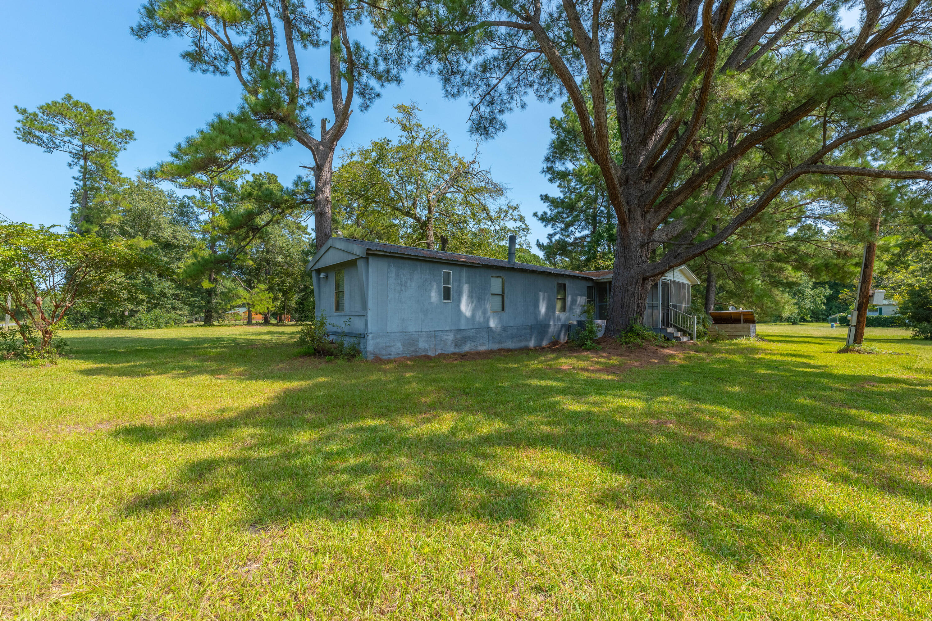 790 Appii Road Moncks Corner, SC 29461 - Photo 4 of 14 P1042070