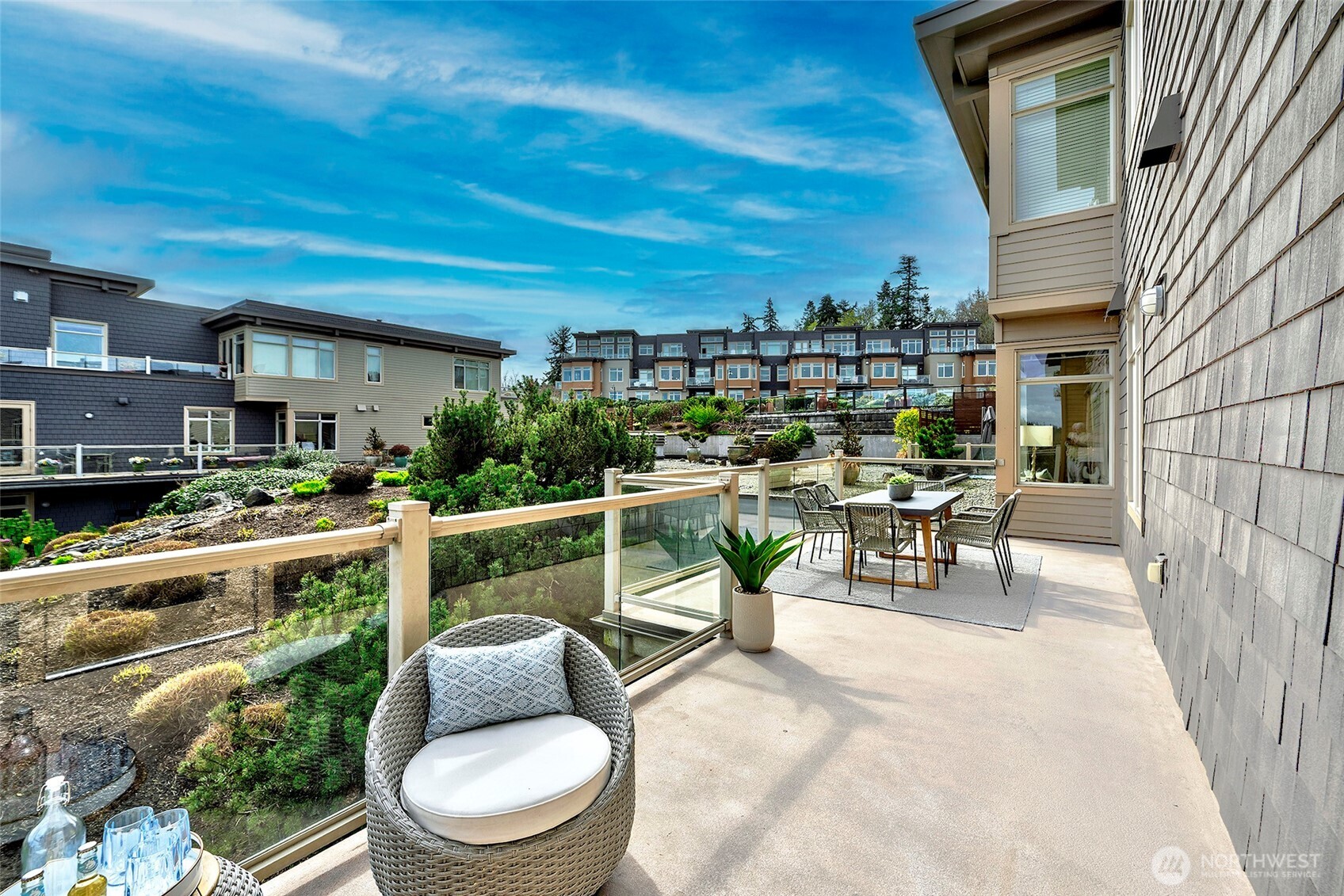 61 Pine Street, Unit 216 Edmonds, WA 98020 - Photo 11 of 38
