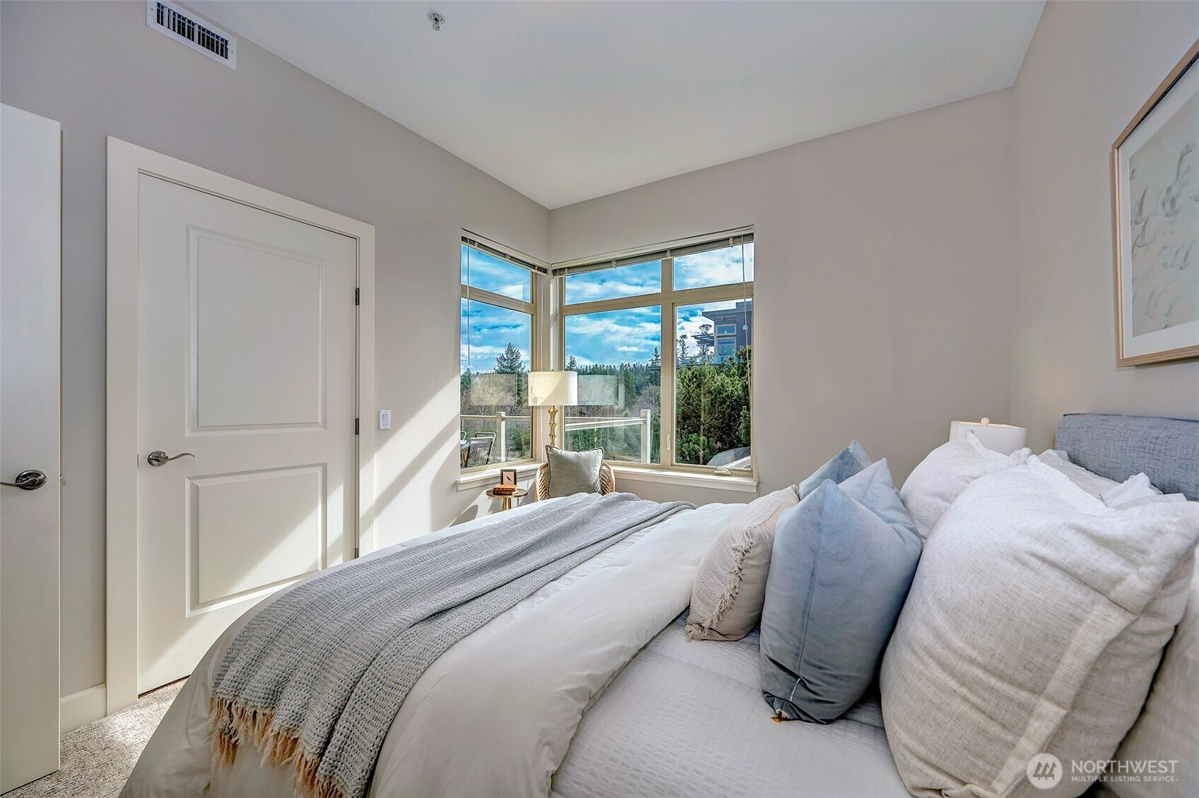 61 Pine Street, Unit 216 Edmonds, WA 98020 - Photo 21 of 39