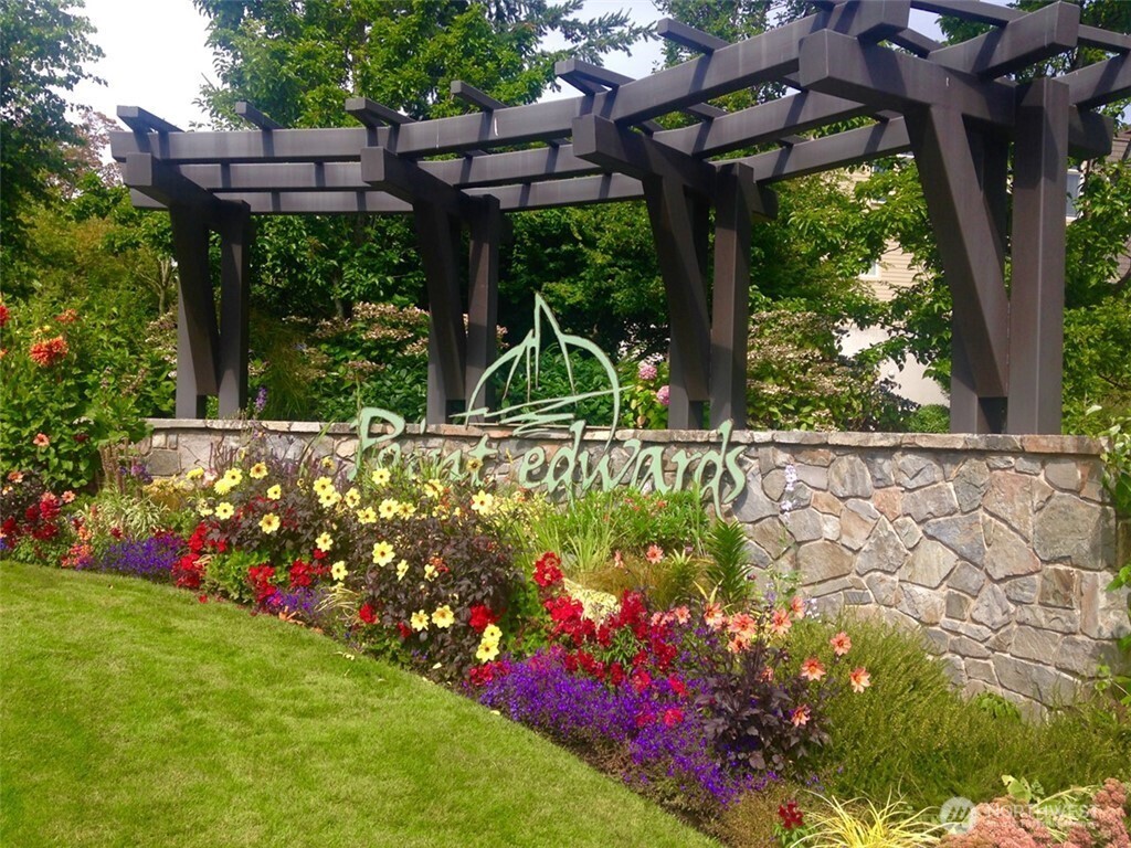 61 Pine Street, Unit 216 Edmonds, WA 98020 - Photo 31 of 39