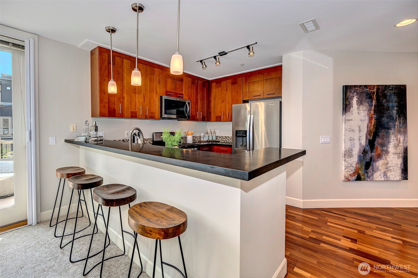 61 Pine Street, Unit 216 Edmonds, WA 98020 - Photo 7 of 39