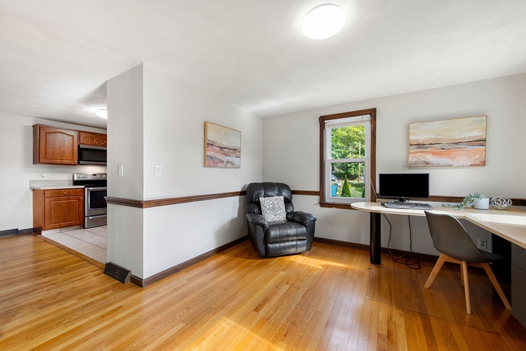 13 Locust Street Beverly, MA 01915 - Photo 16 of 30 Gallery Image 16