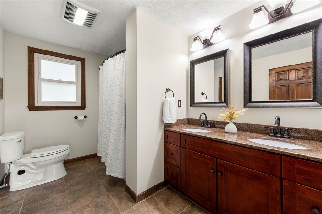 13 Locust Street Beverly, MA 01915 - Photo 19 of 30 Gallery Image 19