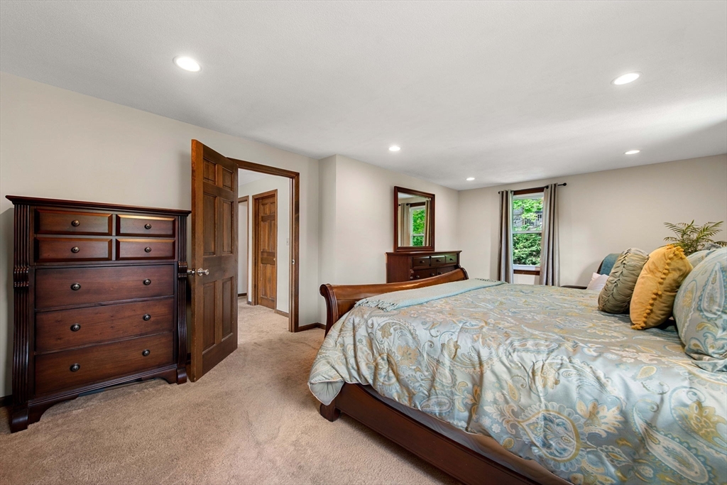 13 Locust Street Beverly, MA 01915 - Photo 21 of 30 Gallery Image 21