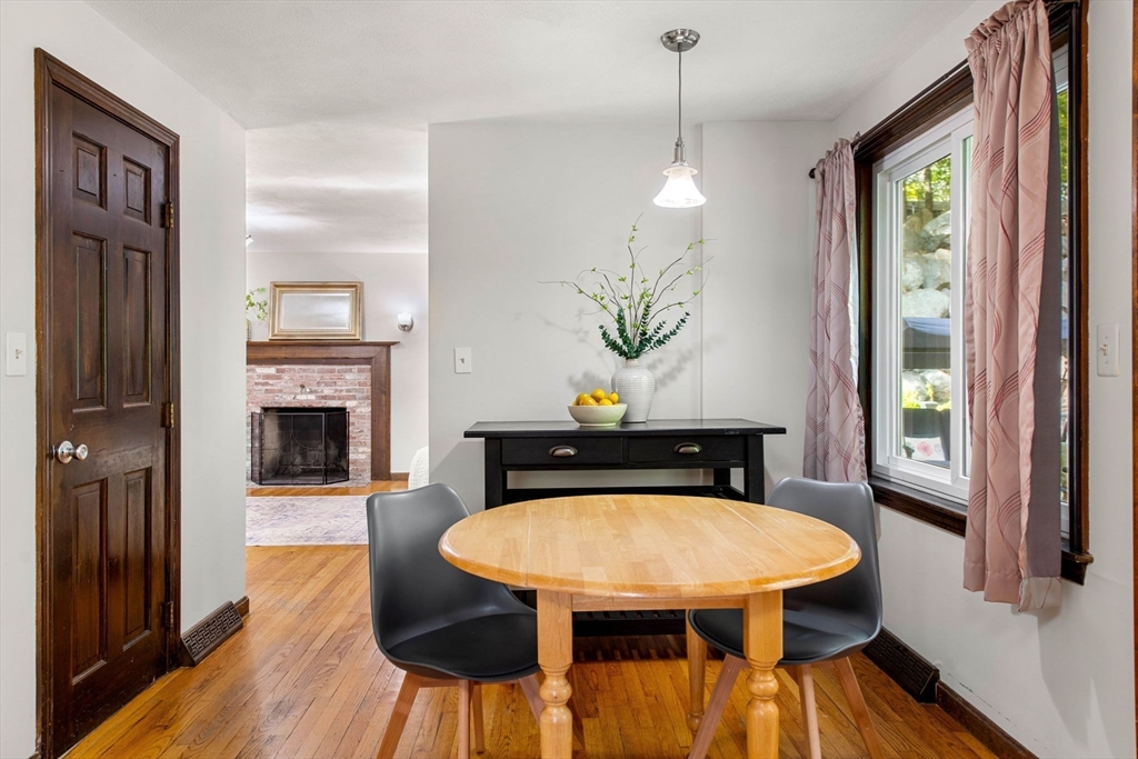 13 Locust Street Beverly, MA 01915 - Photo 7 of 30 Gallery Image 7