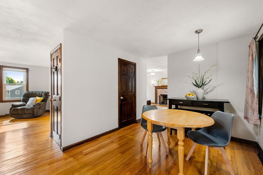 13 Locust Street Beverly, MA 01915 - Photo 8 of 30 Gallery Image 8