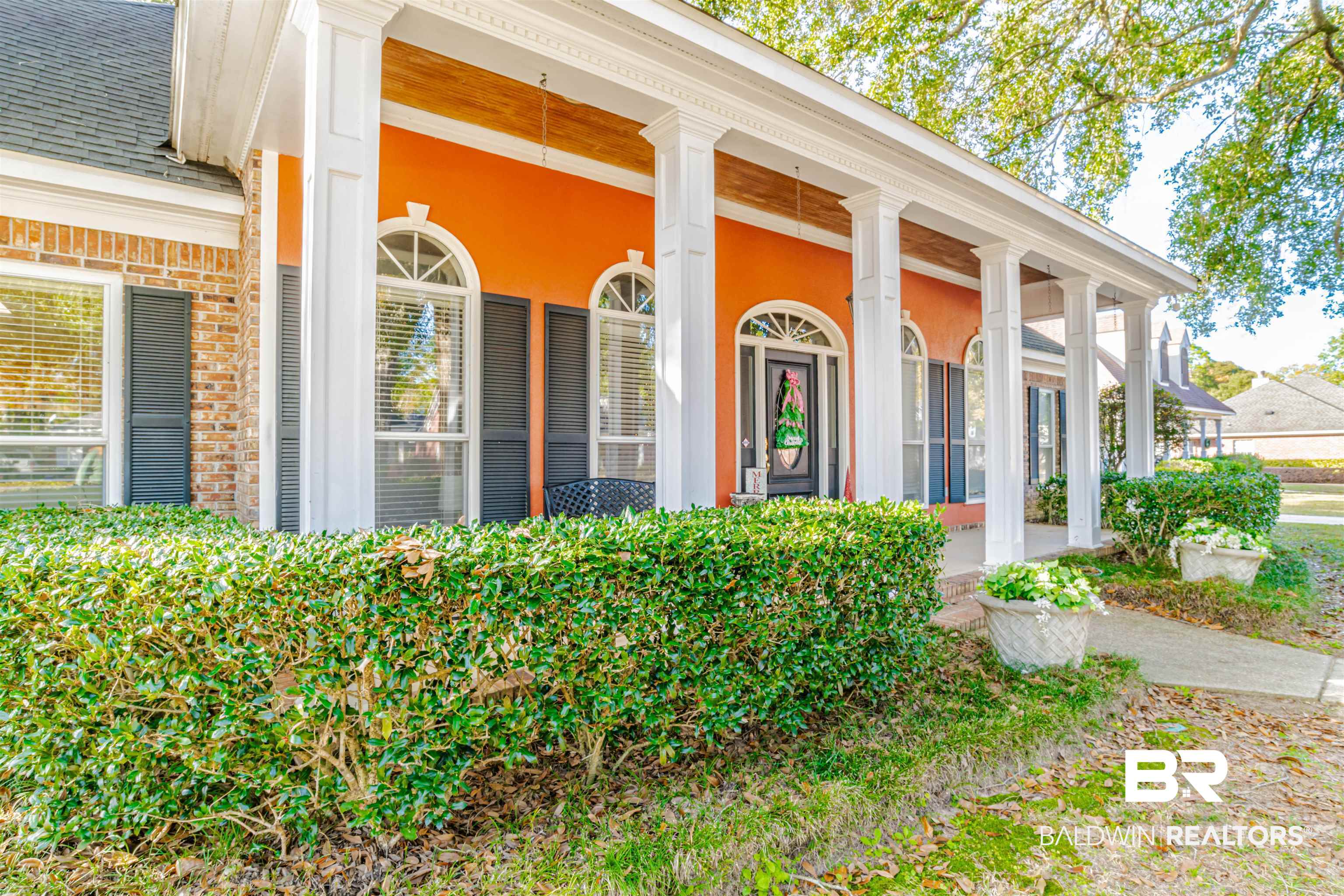 1128 Southern Way Court Mobile, AL 36609 - Photo 4 of 35