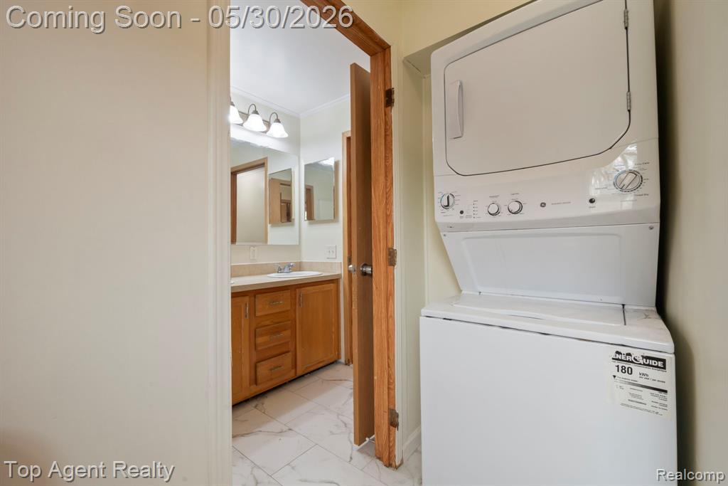 2018 John R Road Troy, MI 48083 - Photo 15 of 30
