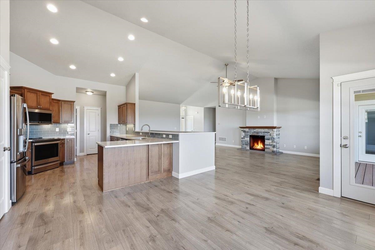 2712 West Howesdale Road Spokane, WA 99208 - Photo 13 of 49