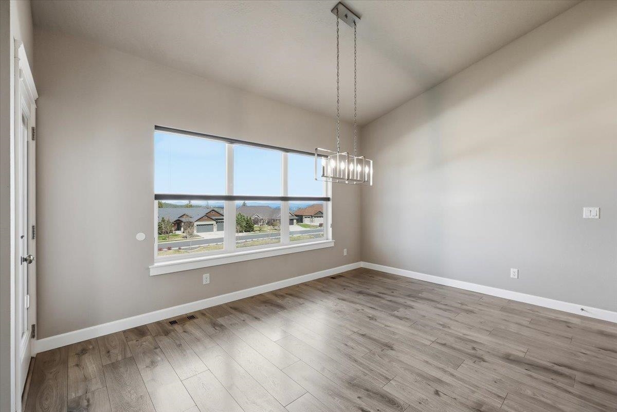 2712 West Howesdale Road Spokane, WA 99208 - Photo 17 of 49