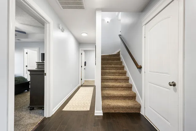 $299,999 | 1301 Freedom Drive, Clarksville, TN 37042