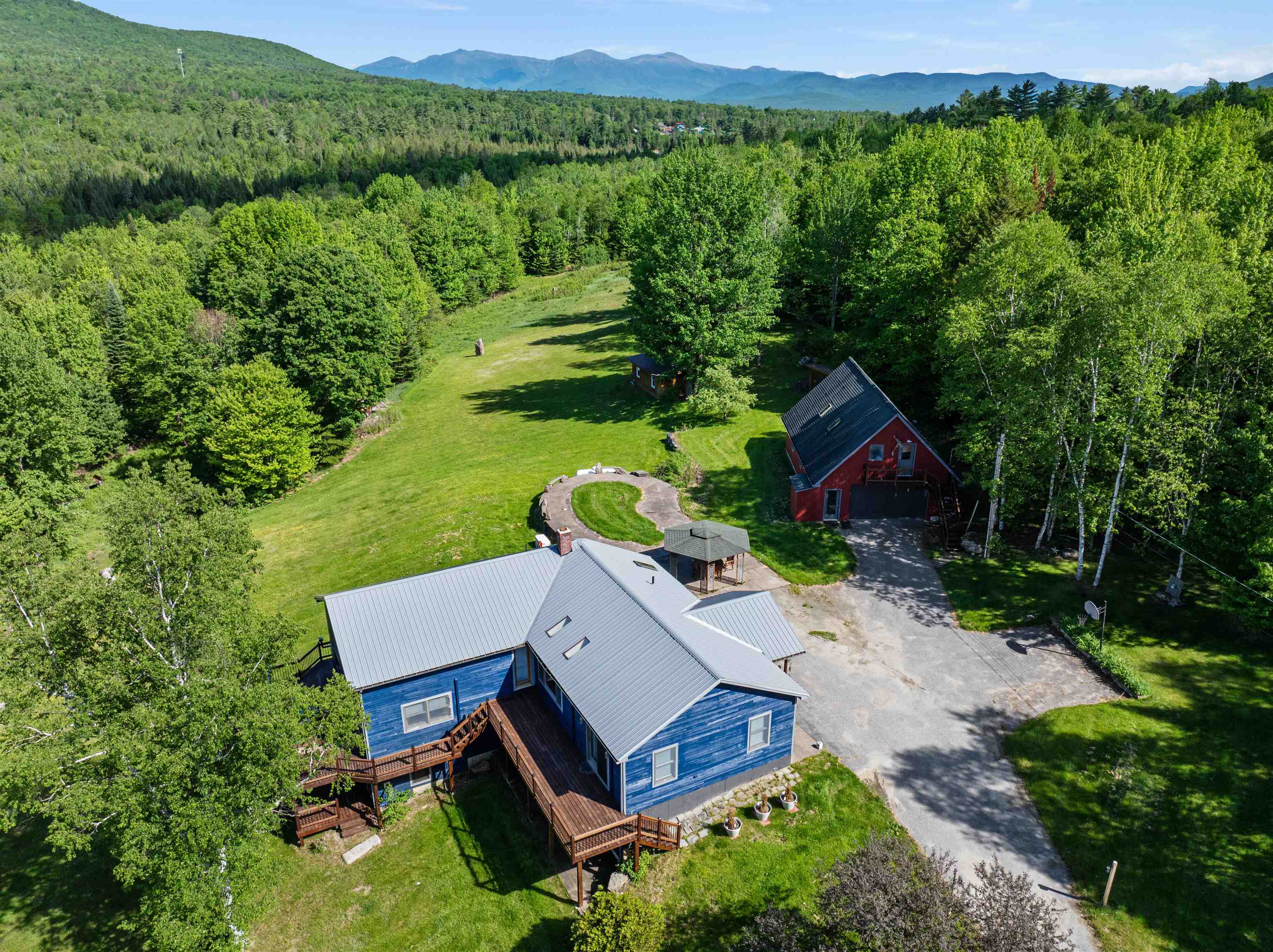 85 Jason Avenue Jefferson, NH 03583 - Photo 1 of 57