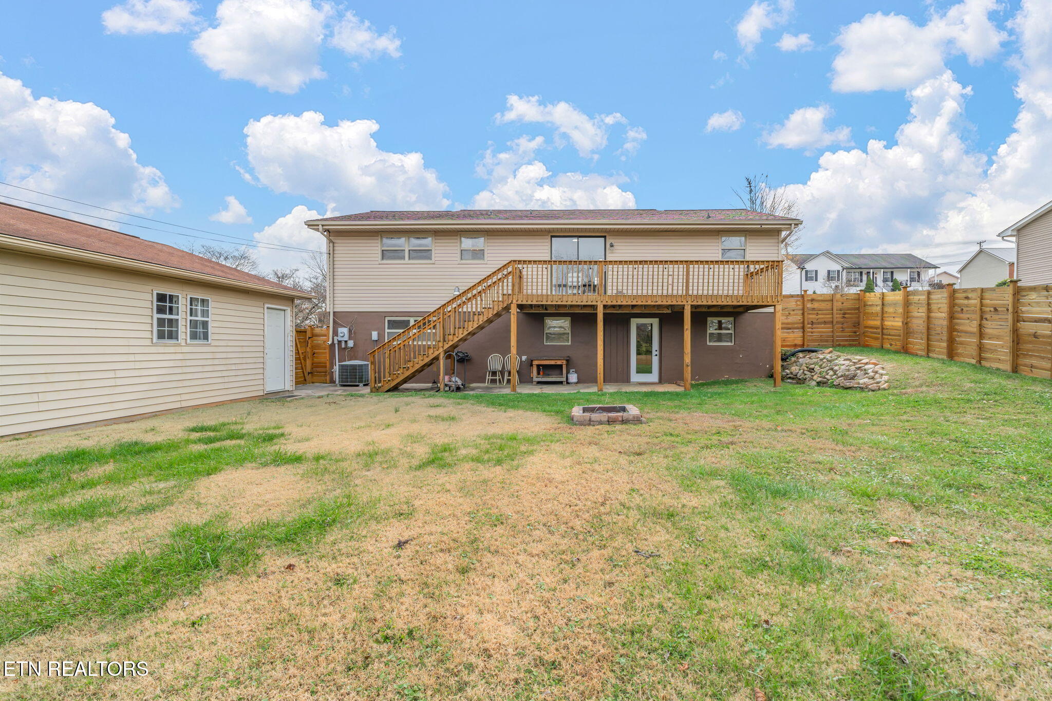 7637 Cranley Road Powell, TN 37849 - Photo 32 of 42 49-web-or-mls-7637 Cranley Road-16