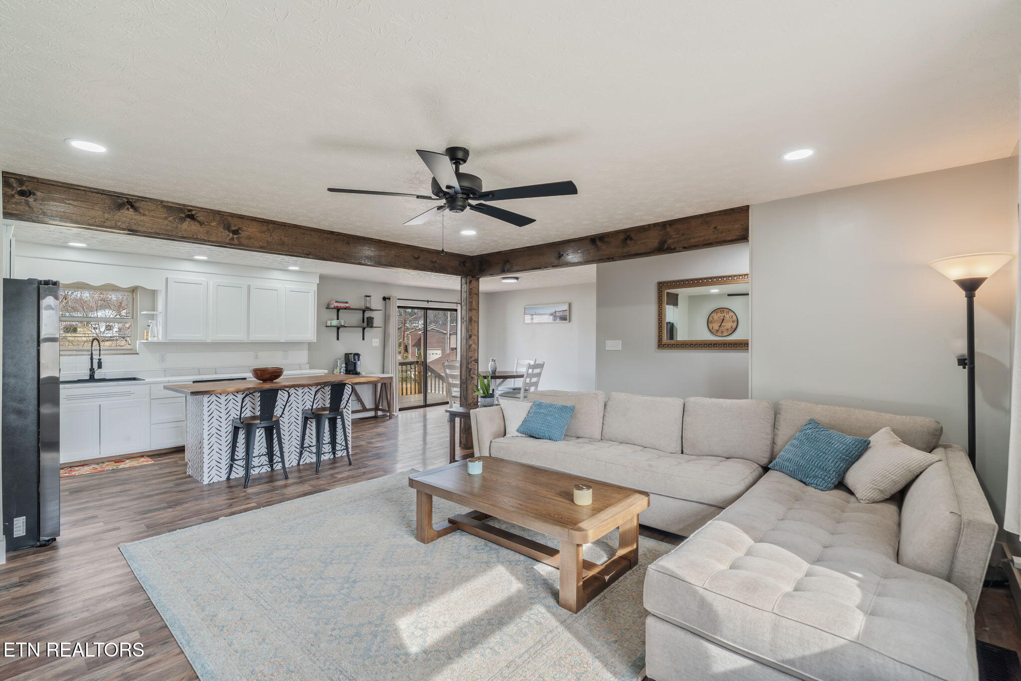 7637 Cranley Road Powell, TN 37849 - Photo 8 of 42 12-web-or-mls-7637 Cranley Road-25