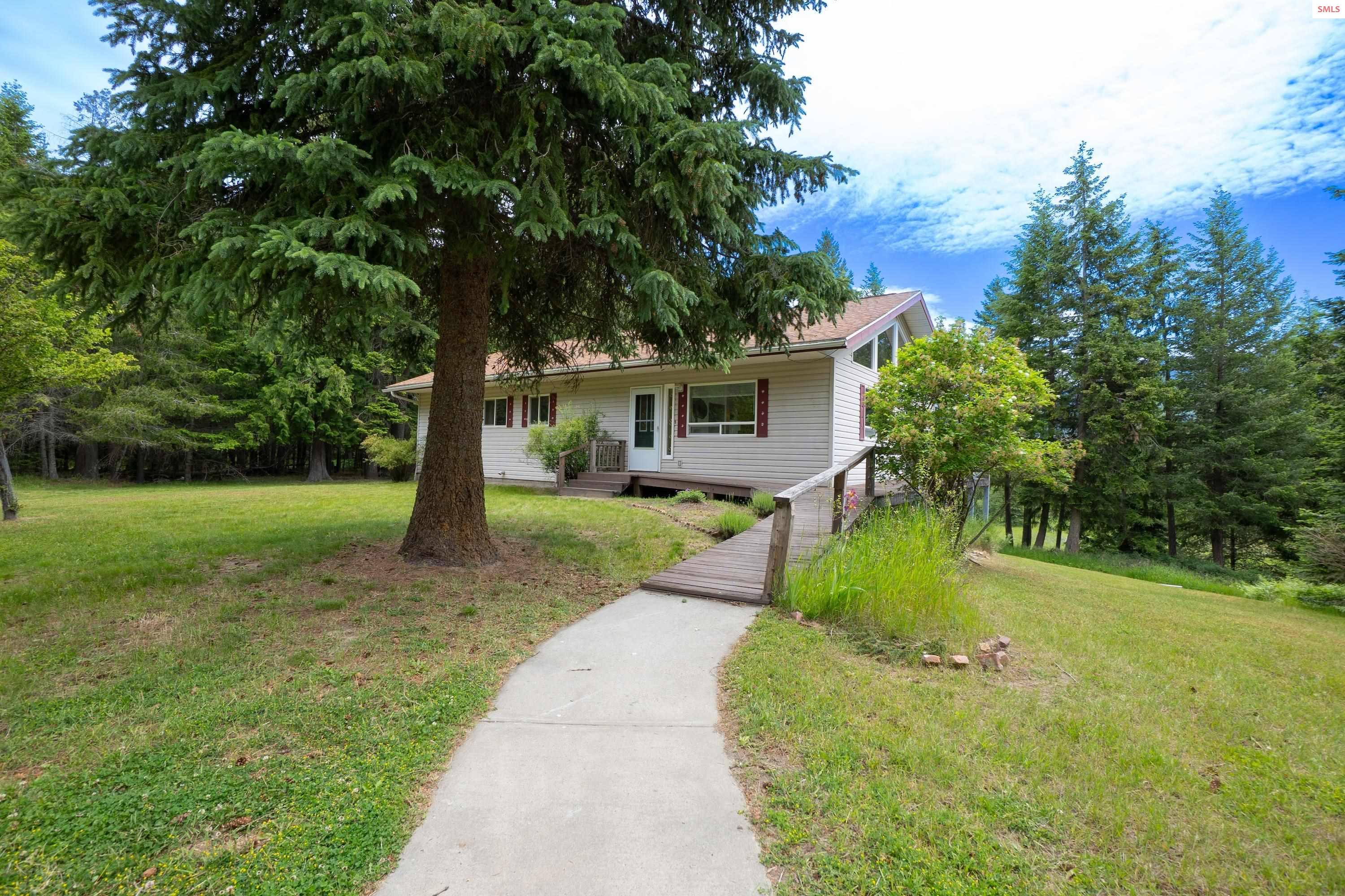 3228 Kootenai Trail Road Bonners Ferry, ID 83805 - Photo 3 of 35 Gallery Image 3