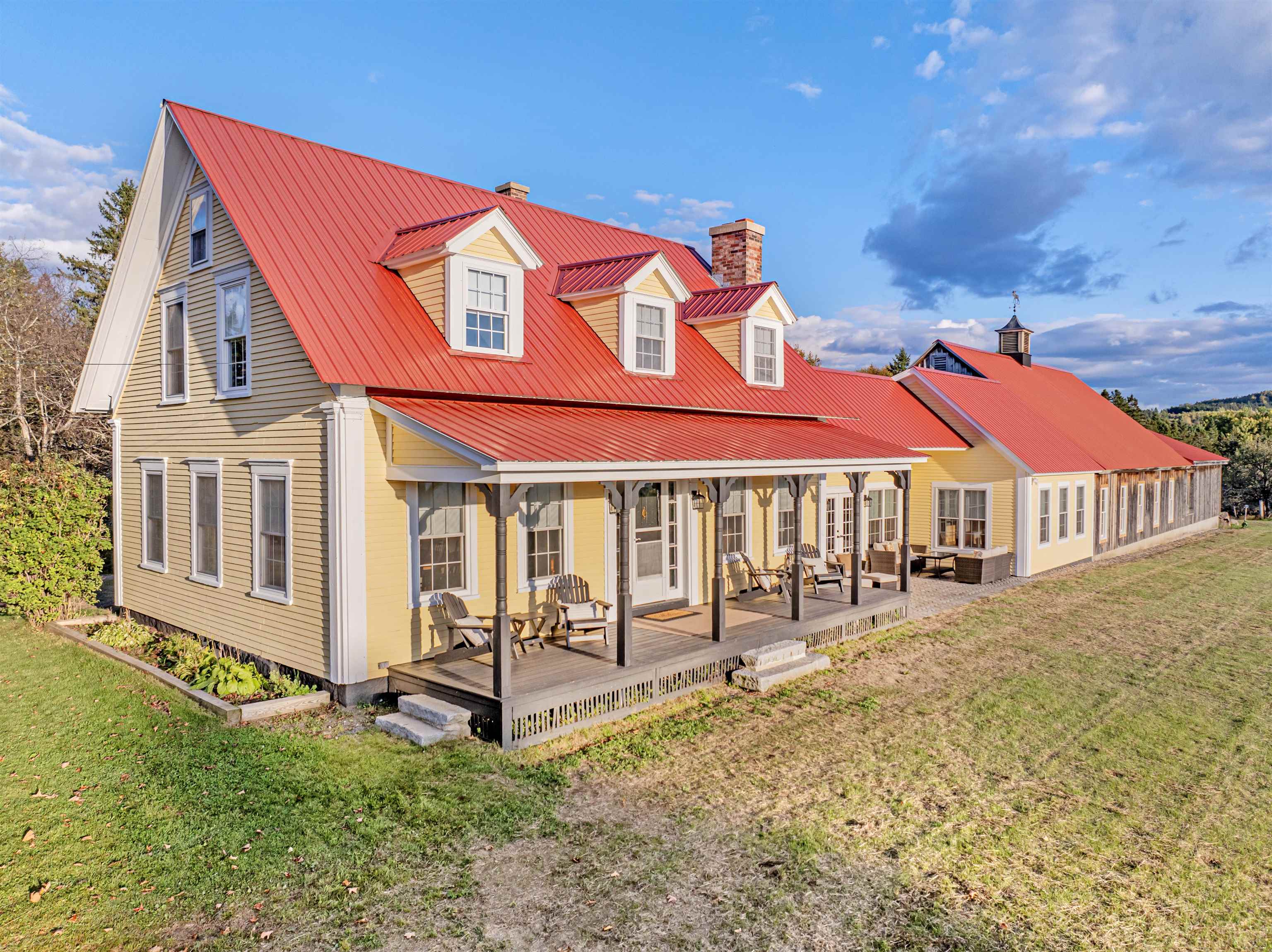 386 South Hill Road Colebrook, NH 03576 - Photo 1 of 60