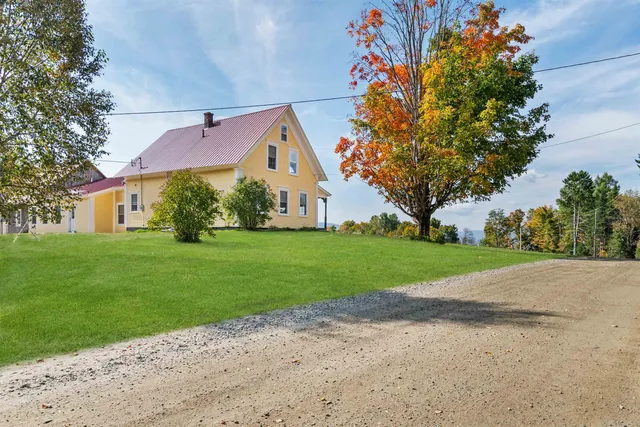 $2,800 | 386 South Hill Road, Colebrook, NH 03576