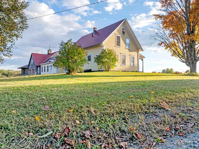 $2,800 | 386 South Hill Road, Colebrook, NH 03576