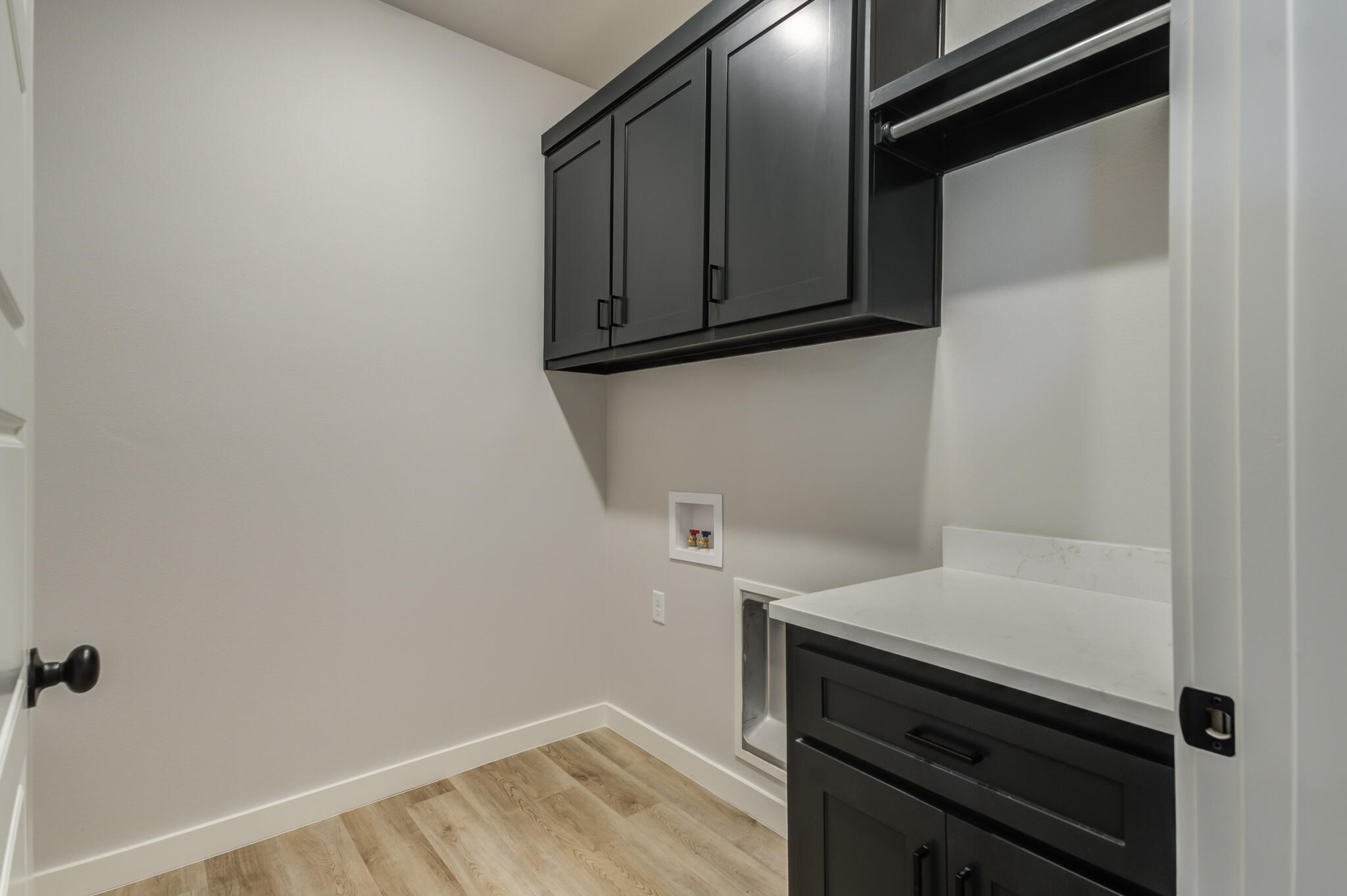 6914 13th Street Lubbock, TX 79416 - Photo 31 of 49 a view of cabinets