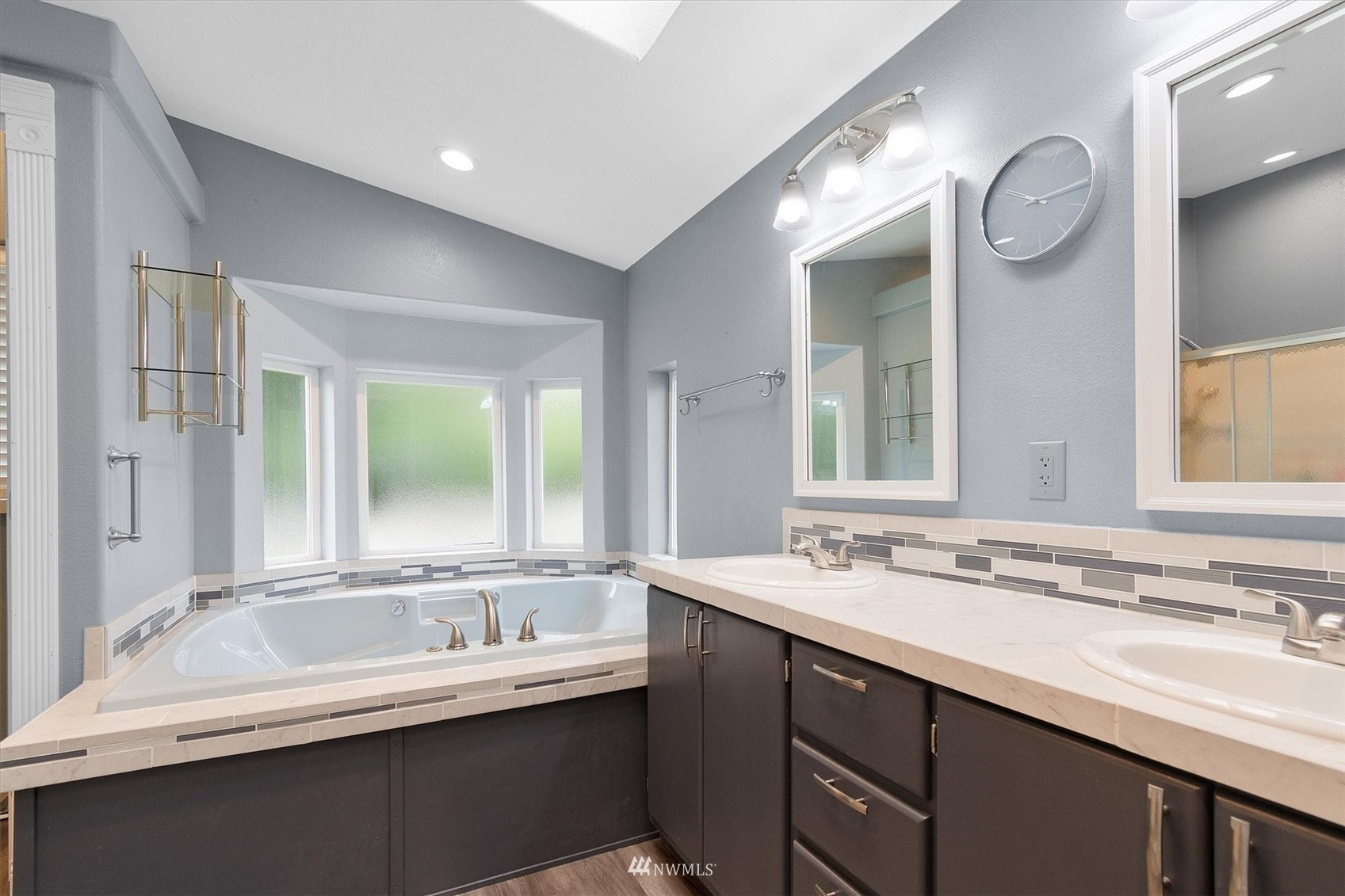 215 Gibson Road Castle Rock, WA 98611 - Photo 20 of 38 Gallery Image 20