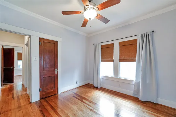 $3,000 | 1024 West Temple Street, Houston, TX 77009