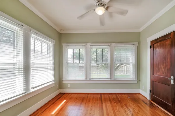 $3,000 | 1024 West Temple Street, Houston, TX 77009
