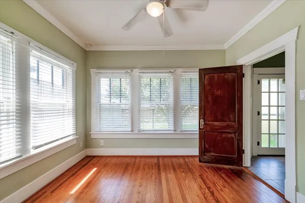 $3,000 | 1024 West Temple Street, Houston, TX 77009