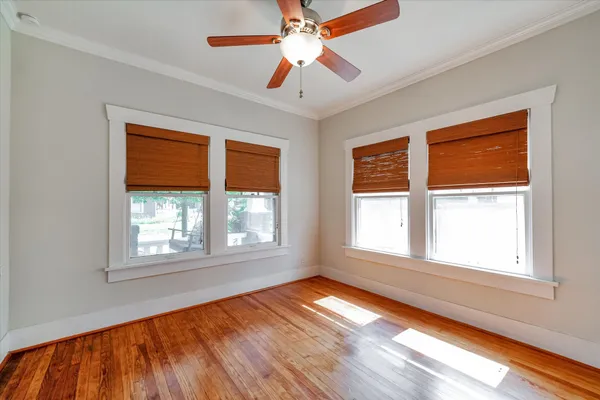 $3,000 | 1024 West Temple Street, Houston, TX 77009